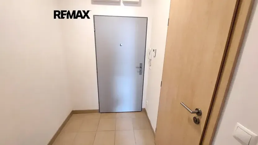 Pronájem bytu 1+kk, Slavkov u Brna, 35 m2
