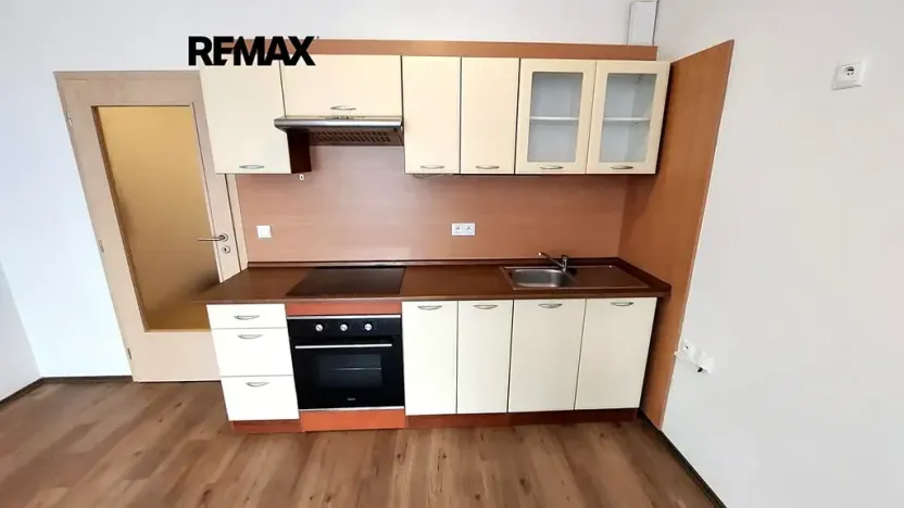 Pronájem bytu 1+kk, Slavkov u Brna, 35 m2