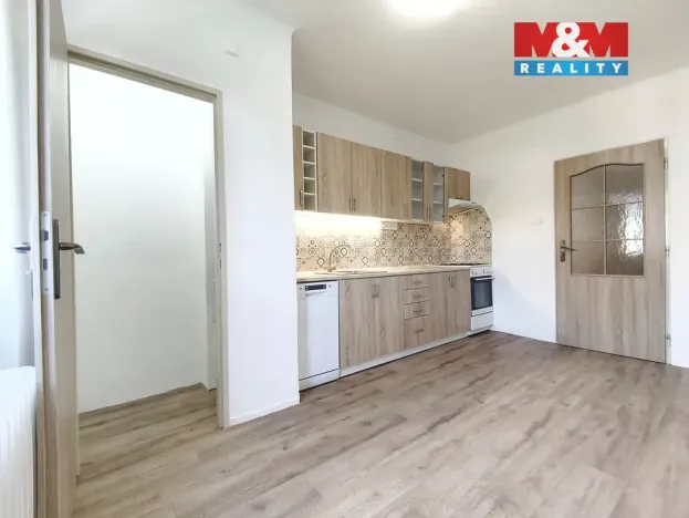 Pronájem bytu 2+1, Praha - Vinohrady, náměstí Jiřího z Lobkovic, 70 m2