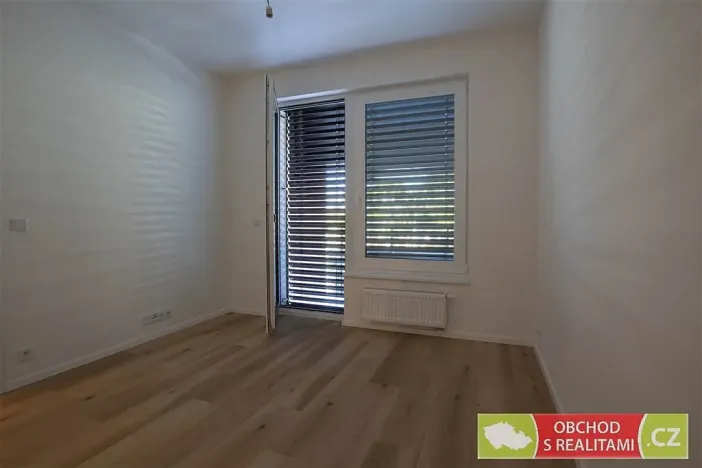 Pronájem bytu 2+kk, Praha, Hodkovická, 63 m2