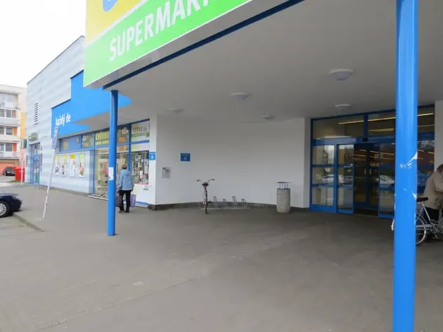 Pronájem obchodního prostoru, Hradec Králové, Svitavská, 35 m2