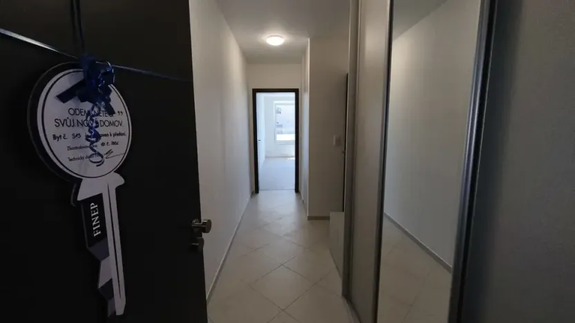 Pronájem bytu 2+kk, Praha - Dolní Měcholupy, Honzíkova, 43 m2