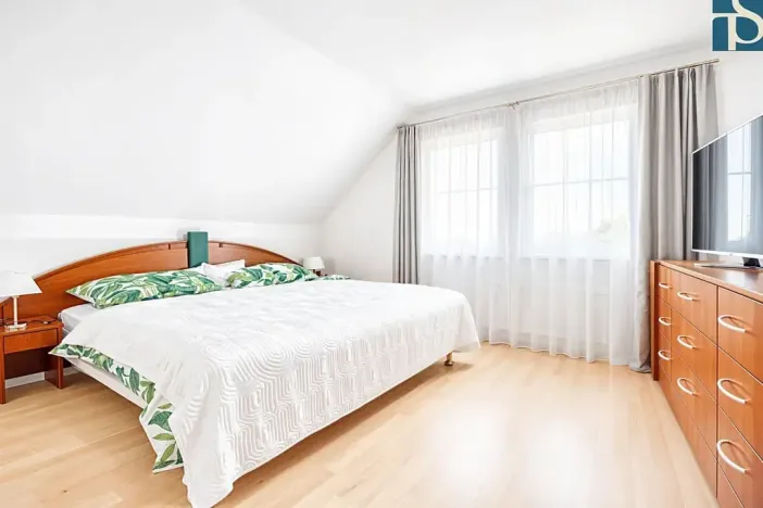 Prodej rodinného domu, Ondřejov, Pod Oborou, 276 m2
