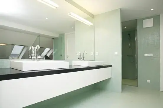 Pronájem atypického bytu, Praha - Bubeneč, U akademie, 120 m2