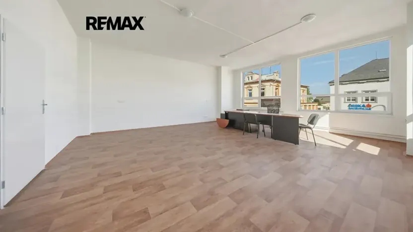 Pronájem obchodního prostoru, Nový Bor, Tř. T. G. Masaryka, 48 m2