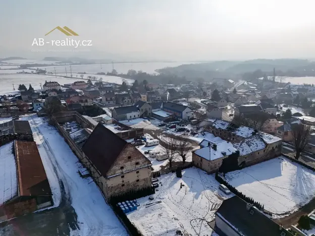 Prodej zemědělského objektu, Zabrušany, 1600 m2
