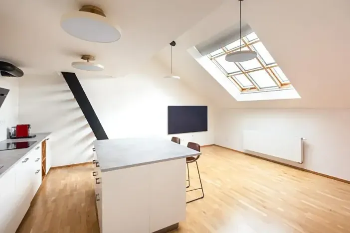 Pronájem bytu 3+kk, Praha - Nové Město, Legerova, 75 m2
