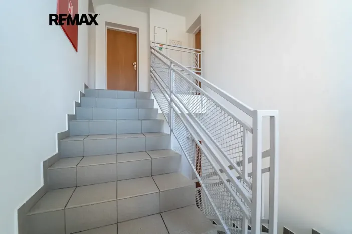 Prodej bytu 3+kk, Nupaky, Za Hotelem, 88 m2