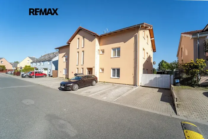 Prodej bytu 3+kk, Nupaky, Za Hotelem, 88 m2
