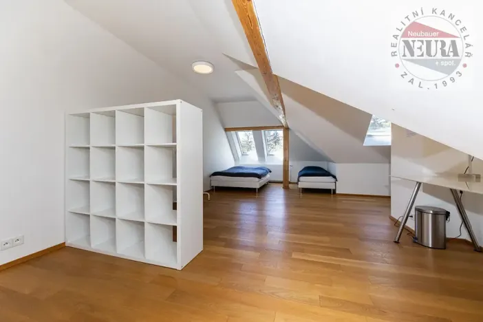Prodej bytu 4+kk, Praha - Motol, U hrušky, 150 m2