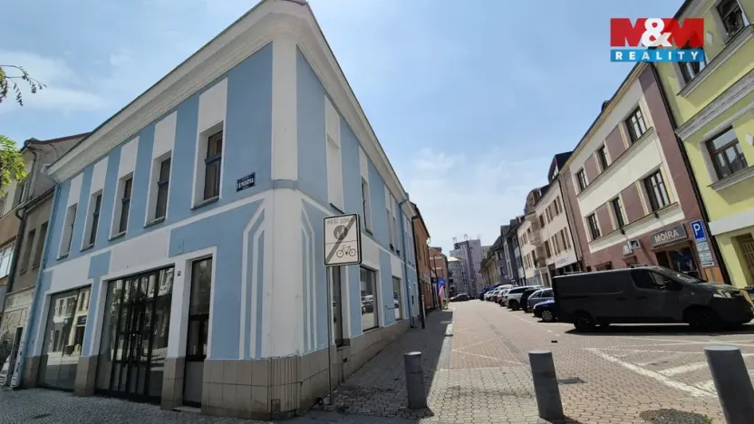 Pronájem obchodního prostoru, Kladno, Komenského, 121 m2