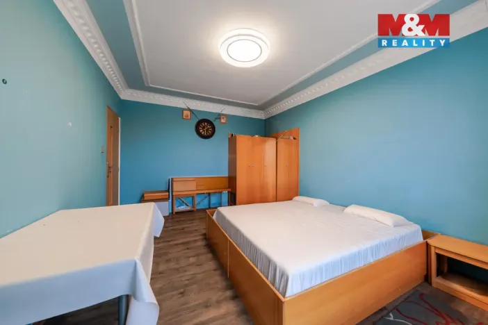 Prodej bytu 3+1, Karlovy Vary - Rybáře, Sokolovská, 60 m2