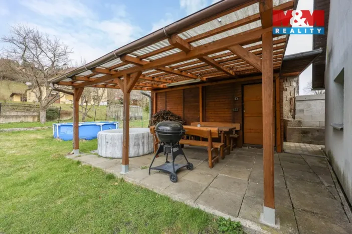 Prodej rodinného domu, Karolinka, 80 m2