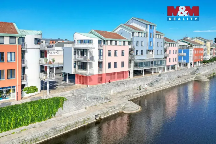 Prodej obchodního prostoru, Písek - Pražské Předměstí, Čechova, 53 m2
