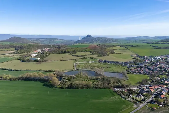 Prodej pozemku pro bydlení, Lužice, 1002 m2