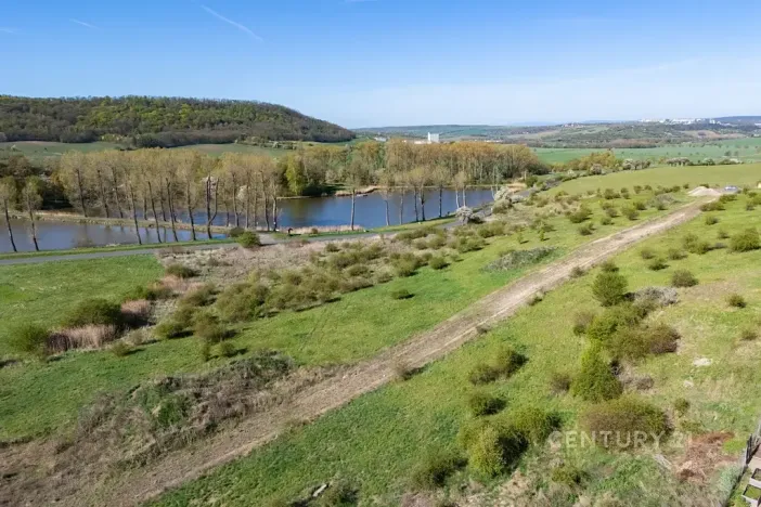 Prodej pozemku pro bydlení, Lužice, 1002 m2