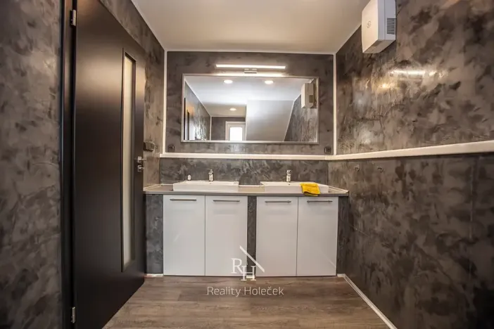 Pronájem rodinného domu, Velká Dobrá, Valdecká, 141 m2