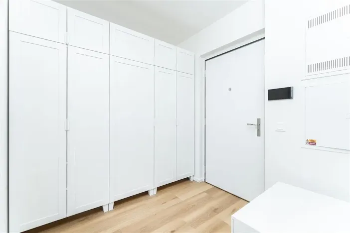 Pronájem bytu 2+kk, Praha, Waltariho, 45 m2