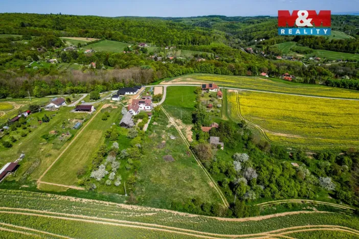 Prodej pozemku pro bydlení, Halenkovice, 2400 m2