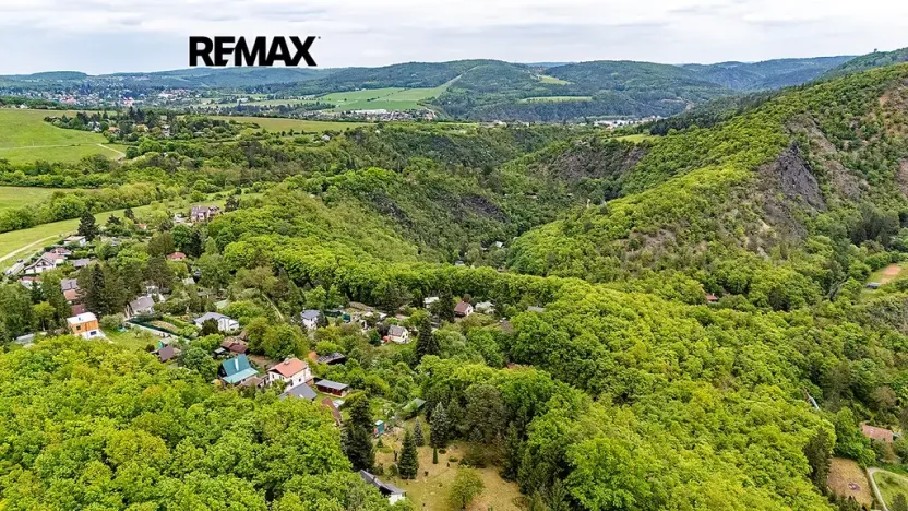 Prodej pozemku, Štěchovice, 3265 m2