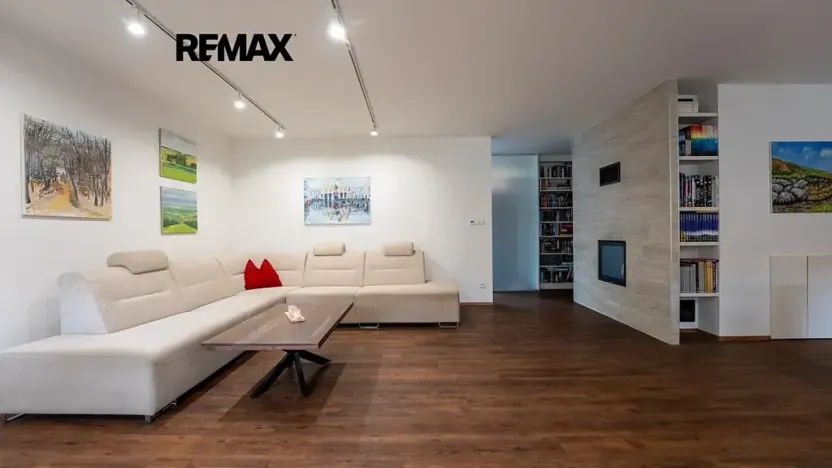Prodej rodinného domu, Brno, Slatinka, 220 m2