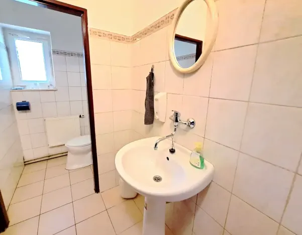 Prodej komerční nemovitosti, Hulín, Komenského, 400 m2