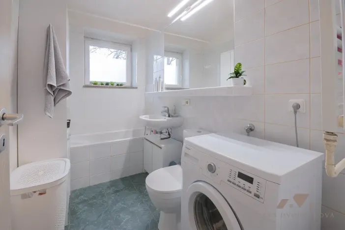 Pronájem bytu 2+1, Zlín, třída Tomáše Bati, 53 m2