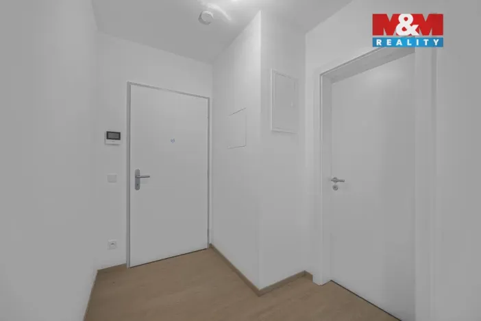 Pronájem bytu 1+kk, Praha, 34 m2