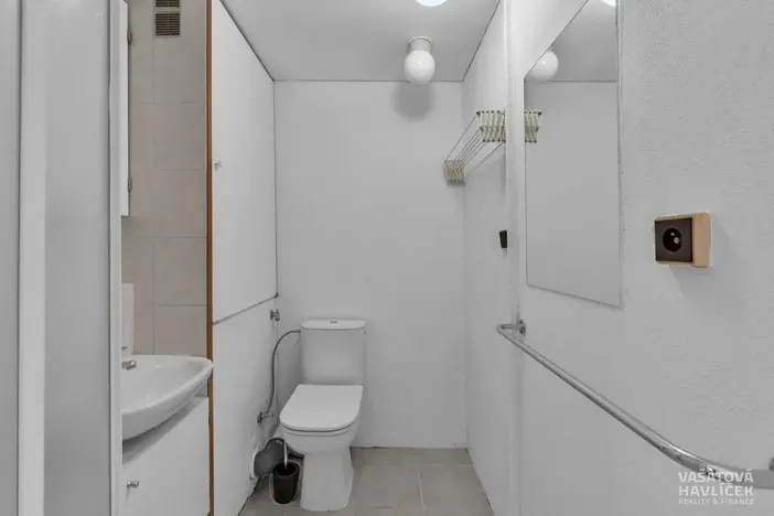 Pronájem bytu 2+kk, Pardubice, Bartoňova, 41 m2