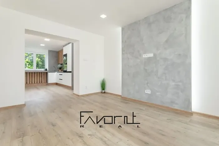 Pronájem bytu 2+1, Ostrava, Čujkovova, 52 m2