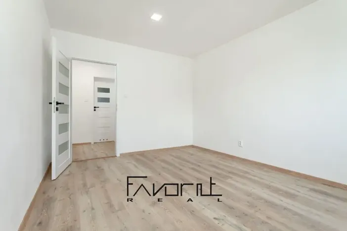Pronájem bytu 2+1, Ostrava, Čujkovova, 52 m2