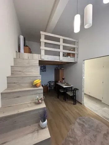 Pronájem bytu 1+1, Praha - Nové Město, Růžová, 34 m2