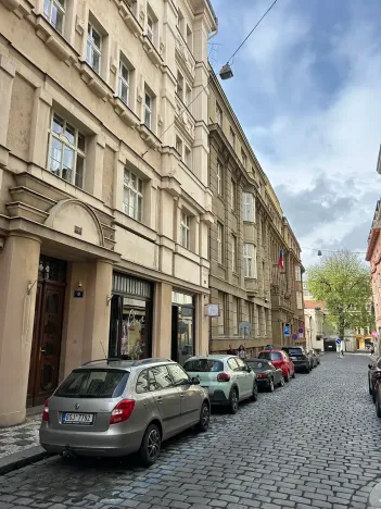 Pronájem bytu 1+1, Praha - Nové Město, Růžová, 34 m2