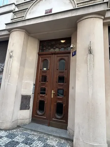 Pronájem bytu 1+1, Praha - Nové Město, Růžová, 34 m2