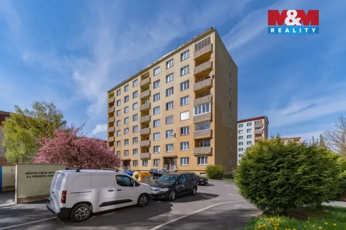 Prodej bytu 3+1, Cheb, Lomená, 60 m2