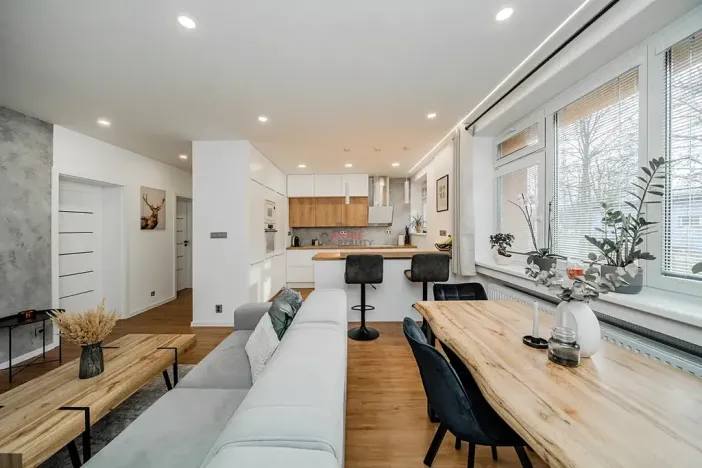 Pronájem bytu 3+kk, Ostrava, Šrobárova, 75 m2