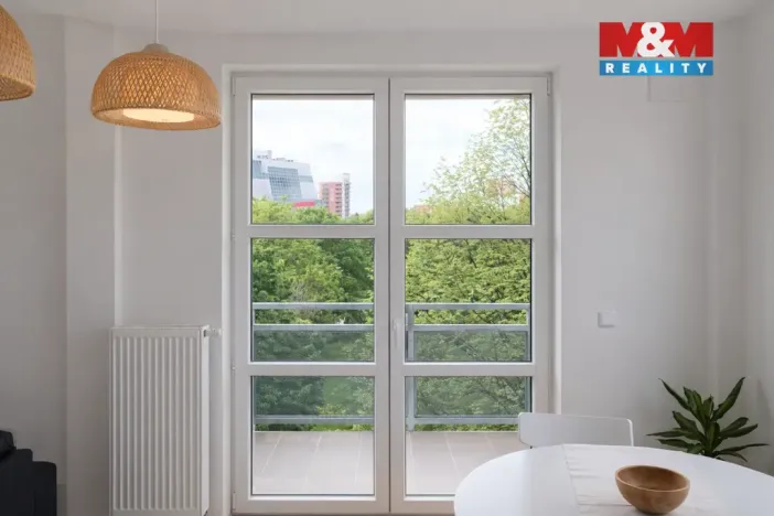Pronájem bytu 1+kk, Praha, Záveská, 32 m2