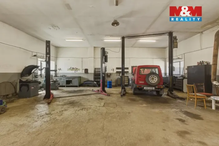 Prodej obchodního prostoru, Veltěže, 178 m2