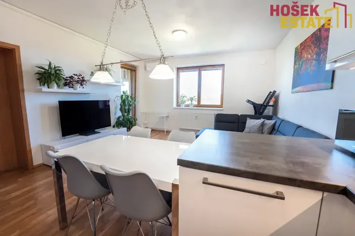 Prodej bytu 3+kk, Holubice, 79 m2