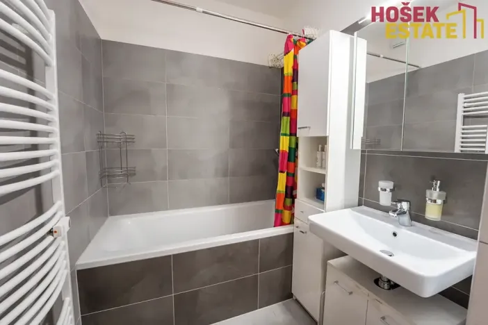 Prodej bytu 3+kk, Holubice, 79 m2