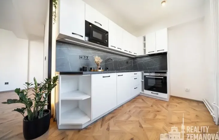 Pronájem bytu 1+kk, Kutná Hora, Ortenova, 35 m2