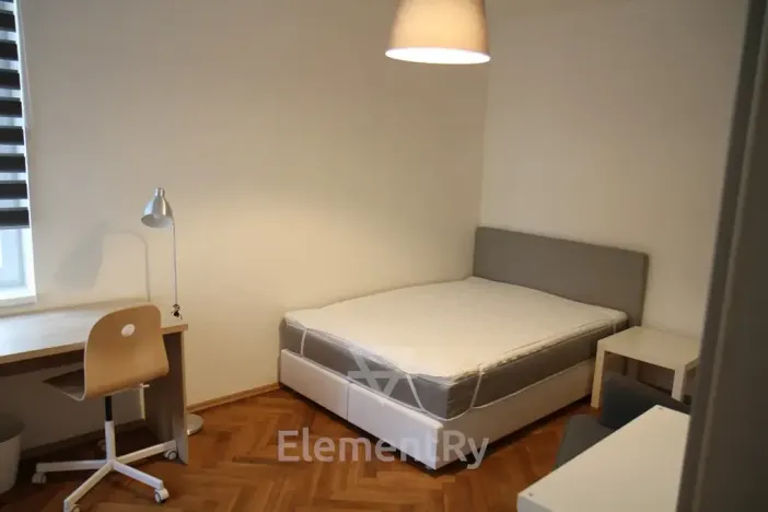 Pronájem bytu 2+1, Hradec Králové, V Lipkách, 62 m2