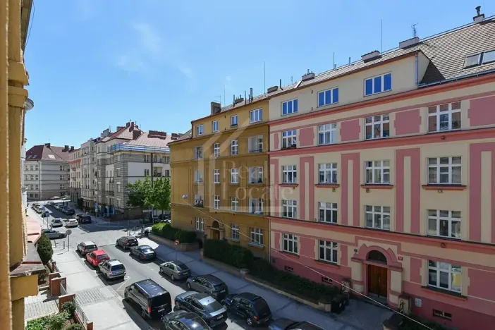 Pronájem bytu 3+1, Praha - Bubeneč, Charlese de Gaulla, 95 m2
