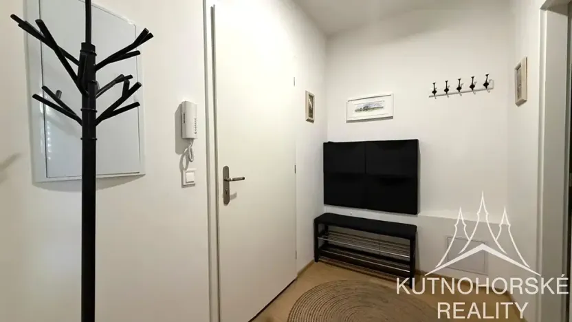 Pronájem bytu 1+kk, Kutná Hora, Pod Valy, 28 m2