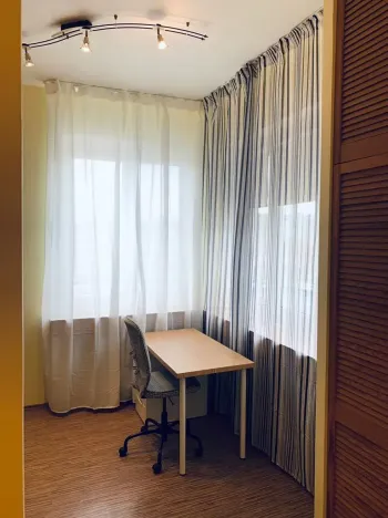 Pronájem bytu 1+kk, Praha - Holešovice, U Pergamenky, 28 m2