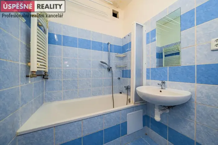 Prodej bytu 3+1, Praha - Hlubočepy, Slivenecká, 78 m2