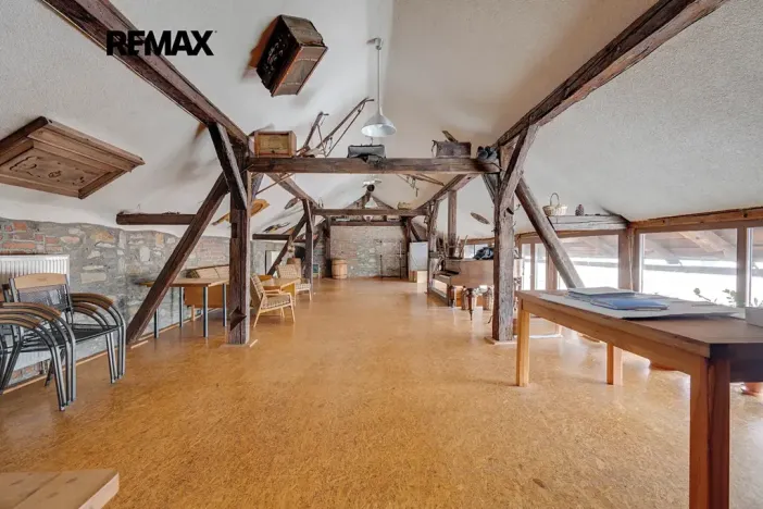 Prodej ubytování, Lipová-lázně, 703 m2