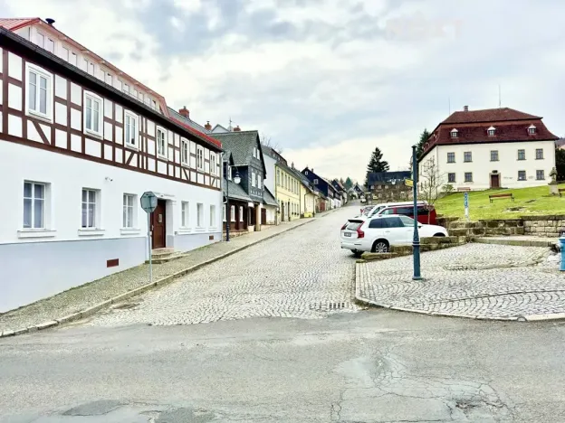 Prodej vily, Jiřetín pod Jedlovou, Tolštýnská, 600 m2