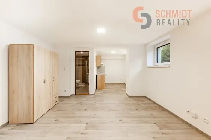 Pronájem bytu 1+kk, Břeclav, Fleischmannova, 29 m2