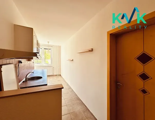 Prodej bytu 2+1, Ostrov, Družební, 66 m2